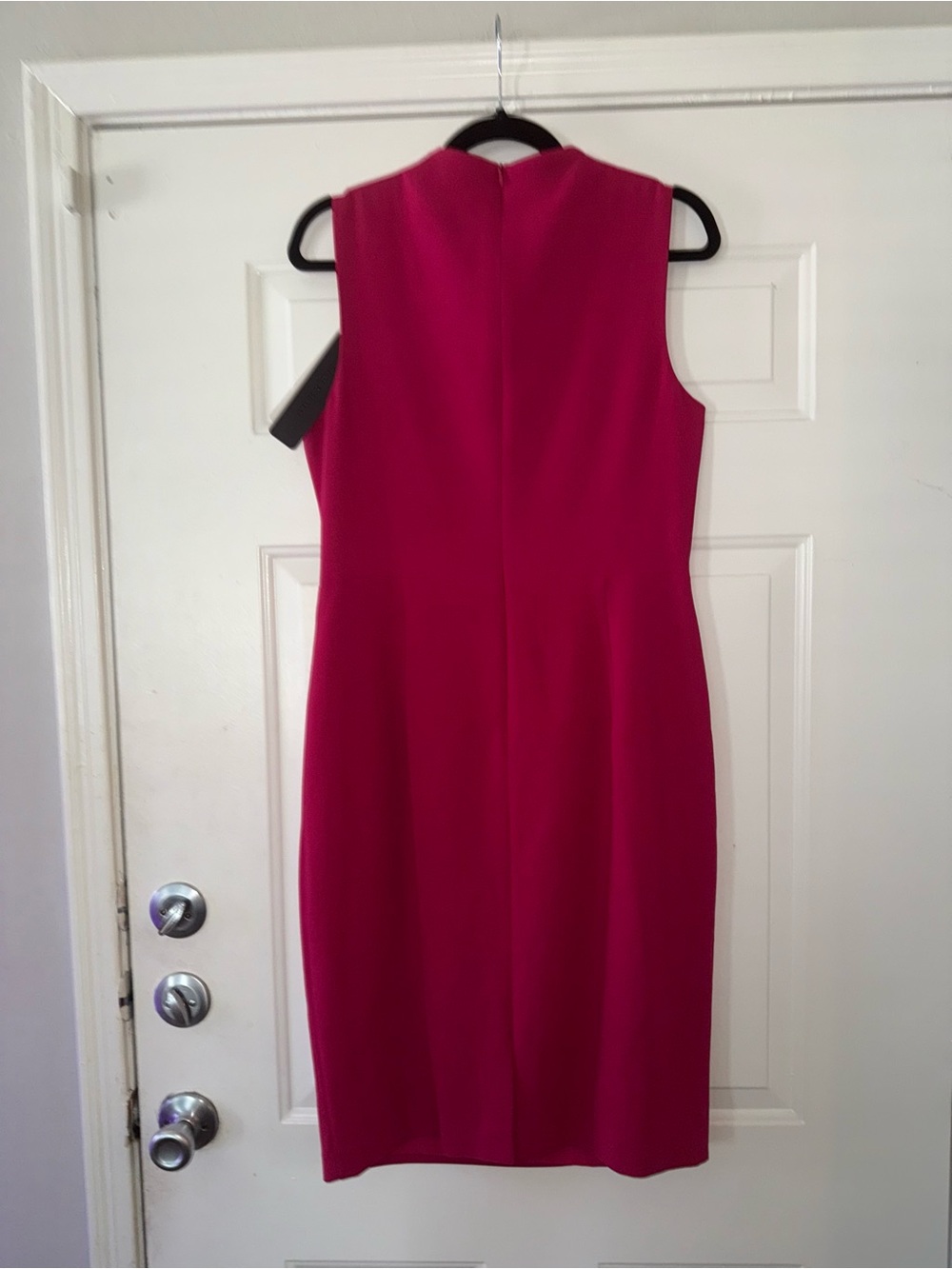 Black Halo Fuchsia Sleeveless Sheath Dress - Picture 6 of 6